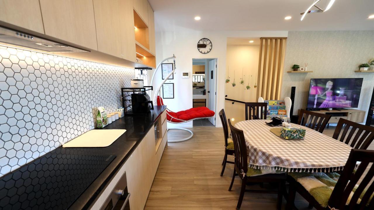 Luxury Brand New Designer Living Apartment โอ๊คแลนด์ ภายนอก รูปภาพ