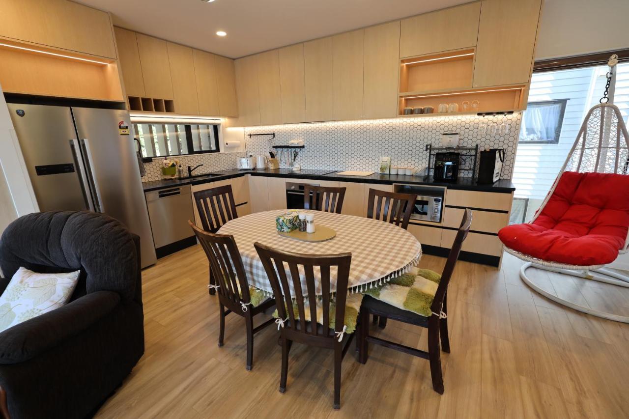 Luxury Brand New Designer Living Apartment โอ๊คแลนด์ ภายนอก รูปภาพ