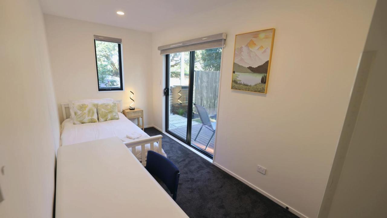 Luxury Brand New Designer Living Apartment โอ๊คแลนด์ ภายนอก รูปภาพ